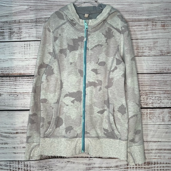 Athleta Other - Athleta Girl Large 12 Gray Camo‎ Full Zip Up Hoodie with Thumb Holes
